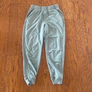 Green jokey joggers
